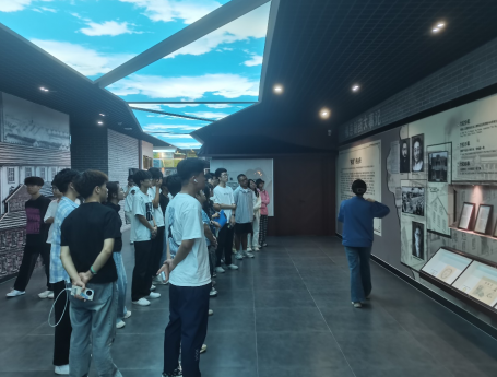兰州理工大学学子走进佛慈制药开启实践教学之旅